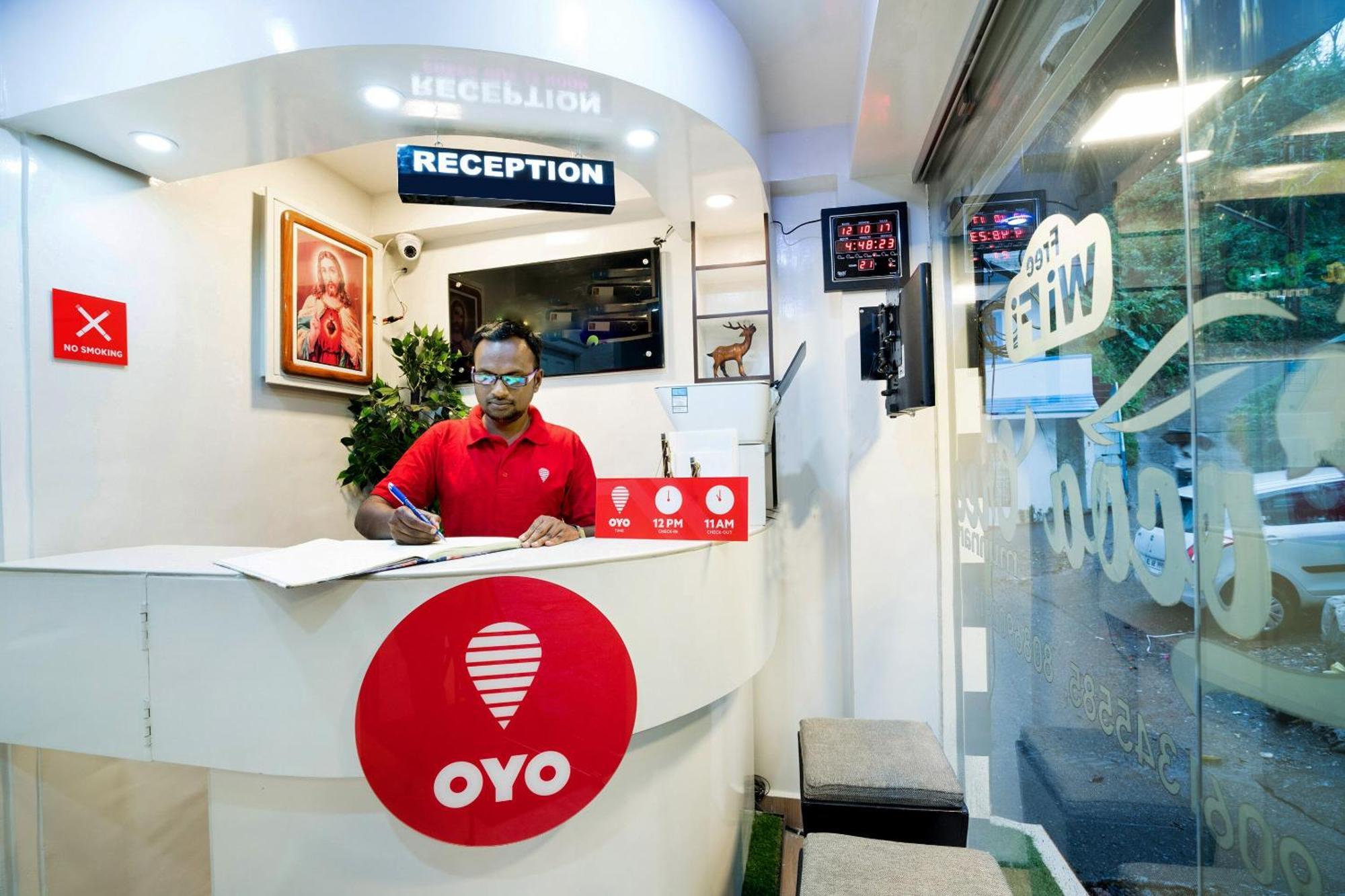 Oyo Hotel Cocoa Tree 蒙纳 外观 照片